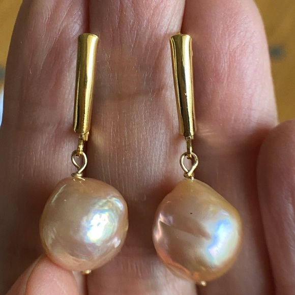 Hand Crafted Jewelry - Edison (Kasumi-Like) 12mm Pearls 14K Gold Filled Shield Leverbacks